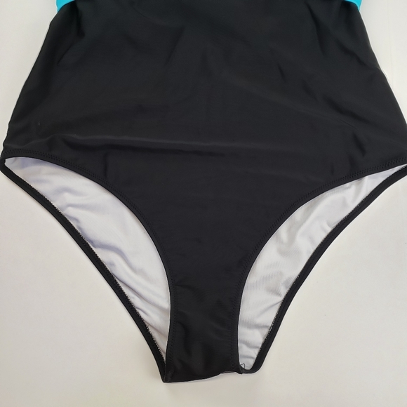 Cupshe Grace Floral Front Wrap Plunge One Piece Swimsuit size XXL - Picture 5 of 13